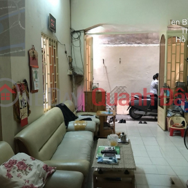 STRIPPED FOR MONEY, URGENT SALE, SOCIAL STREET 5M FROM HOUSE, [WARD 13, Q8] BINH DONG 40M2 (4 X 12M) 2 FLOORS, 2 BEDROOMS, ONLY 2.7 BILLION LEFT _0