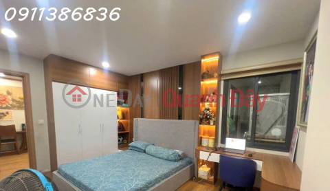 Super beautiful corner apartment at The Park Home Thanh Thai, 81m2, stunning interior, VIP amenities, over 9 billion VND _0