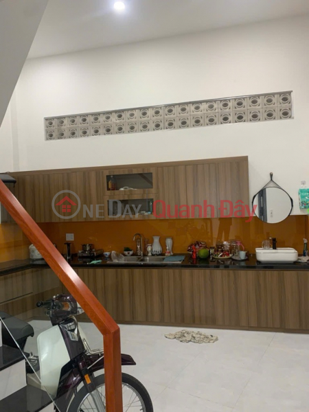 Property Search Vietnam | OneDay | Residential Sales Listings CMT8 - 92m2 (4.5x17.5) expanding to the back 6m - 4 floors of reinforced concrete - 7 bedrooms with cash flow - 8.9 billion