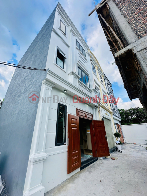 OWNER SELLING 3-STORY HOUSE IN A CAR-ACCESSIBLE ALLEY – A RARE OPPORTUNITY IN NAM HA, AN DUONG, HAI PHONG CITY _0