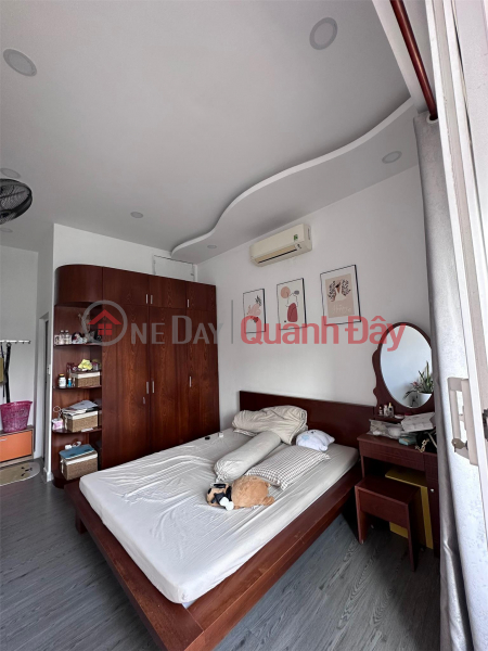 đ 3.3 Billion, BEAUTIFUL APARTMENT - GOOD PRICE - FOR SALE BY OWNER AT Phan Van Tri Street, Ward 7, Go Vap, Ho Chi Minh