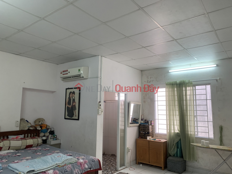 đ 4.5 Billion, House for sale in the center of Nha Trang city, Tran Quy Cap car alley