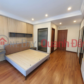 House for sale 47m2 Nghi Tam street, Tay Ho 2 sides Smart car Business Super good 5.5 Billion VND _0