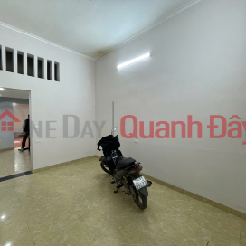 Cho thuê nhà nguyên căn tại 23 ngõ Chợ Khâm Thiên, 72m2 x 2 tầng, 2 ngủ, 1 WC, 10Tr _0