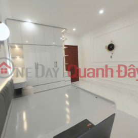 man bồi ba la 51m nhà 6 tầng thang máy ,phân lô vỉa hè , kinh doanh ,giá trị tăng cao , vị trí trung tâm quận _0