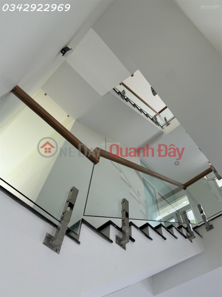 Corner shophouse for sale at Icon Central, Di An, Binh Duong, currently rented out for 20 million VND\\/month. Vietnam, Sales, đ 8.5 Billion