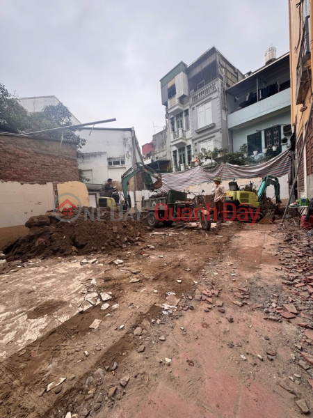 đ 18.2 Billion, GOLDEN LAND IN NGHI TAM, AREA 145M2 - 18.2 BILLION, 20M FROM STREET, PERMANENTLY AIRY, MANY WESTERN GUESTS