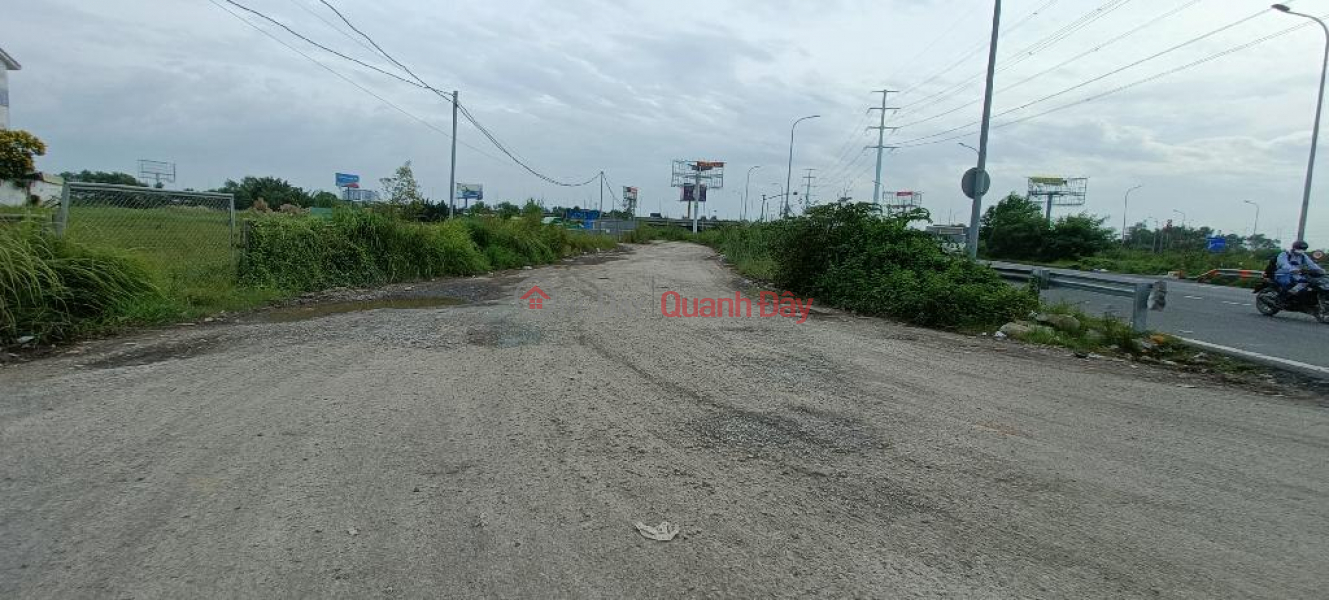 Land for sale on Vo Chi Cong, Phu Huu, District 9, Huge area of 1000m2, Great potential investment opportunity, Price only 6.2 billion TL, Vietnam Sales đ 6.2 Billion