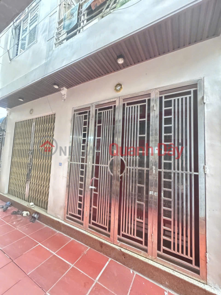 Mình chính chủ cần bán nhà 3 tầng mặt ngõ 82 đường Thượng Lỗi, TP. Nam Định - Nằm giữa 2 hồ Niêm yết bán