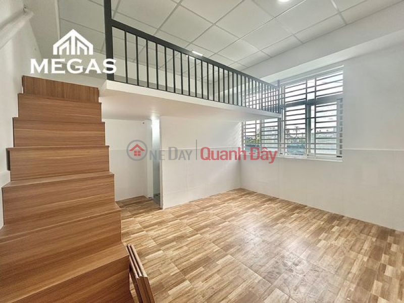 SUPER SPACIOUS DUPLEX APARTMENT RIGHT ON PHAM VAN DONG STREET - GIGA MALL. Rental Listings