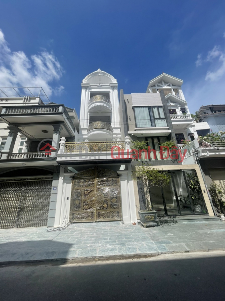 Selling a 5-storey house with an area of 110 m2 with elevator Van Cao Dang Lam Hai An Sales Listings