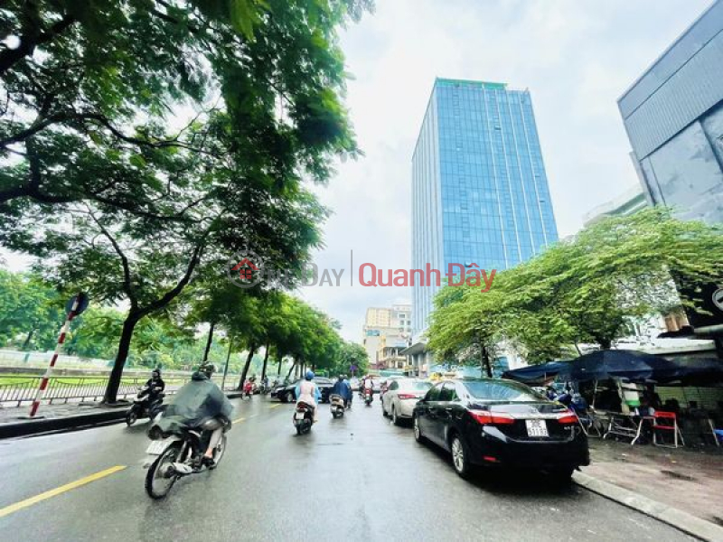 Selling land for a house, Nguyen Ngoc Vu Street 50m2 X 3t, mt 4.4m - Alley - car - near Street 4.75 billion. Sales Listings