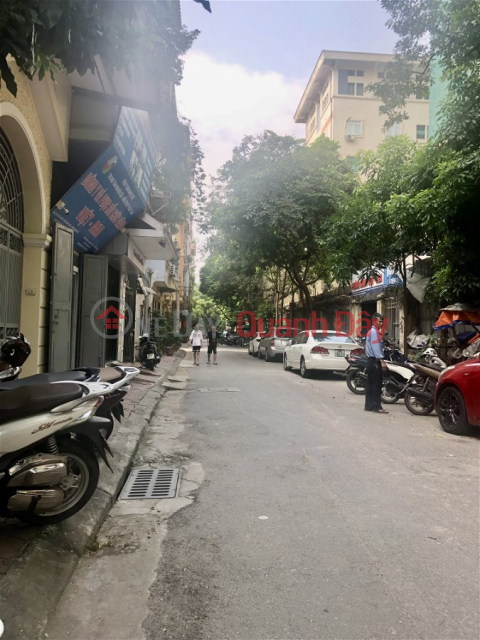 Selling House with 2 Cars, Avoid Hoang Sam Street, Cau Giay District. 62m Approximately 13 Billion. Commitment to Real Photos Accurate Description. _0