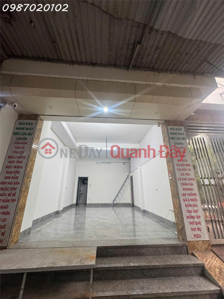 đ 10 Million/ month, Shop for rent at alley 107 Tran Quoc Vuong.