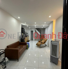 CLOSED ROOM FOR RENT - KIM MA, BA DINH - 30M2 _0
