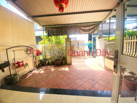 Beautiful house on Kim Dong street frontage, Dien Khanh Town. _0