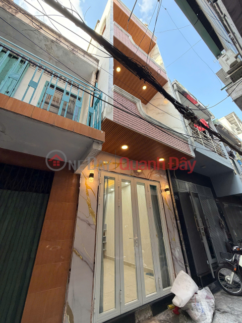 CỰC HIẾM! Nhà mới 3 tầng CAO ĐẠT Q5 - HẺM 4M THÔNG - CHỈ HƠN 5 TỶ Xách vali vào ở ngay _0