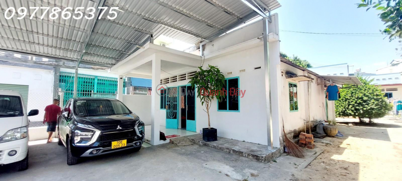 Property Search Vietnam | OneDay | Nhà ở Niêm yết bán | NHÀ CẤP 4 ĐƯỜNG SỐ 4, DIỆN TÍCH LỚN, CHỦ NHÀ CẦN BÁN GẤP, KHU VỰC NHIỀU TIỆN ÍCH