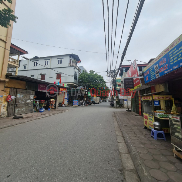 Property Search Vietnam | OneDay | Residential, Sales Listings | 66.6m2 wide road for 7-seat cars in Kieu Ky, Gia Lam, Hanoi. 5 billion x primary school.