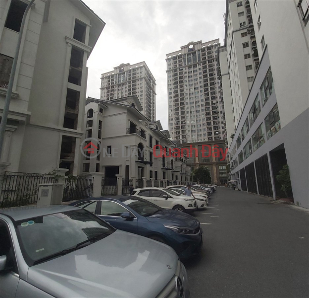 đ 44 Billion | Villa for sale on Vo Chi Cong Street, Tay Ho District. 238m Frontage 19m Approximately 44 Billion. Commitment to Real Photos Accurate Description.