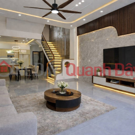 HOUSE FOR SALE, FRONTAGE ON NATIONAL HIGHWAY 1D, GARAGE QUYEN, QUY NHON. CODE: _0