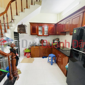 House for sale in Cua Dong Hoan Kiem, 33m x 3 floors, square windows _0