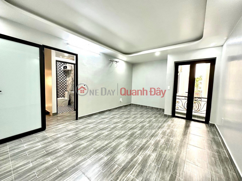 Property Search Vietnam | OneDay | Residential Sales Listings | Newly built house for sale on Thu Trung - Dang Lam alley, 46m 4 floors, corner apartment PRICE 3.5 billion cars parked at the door