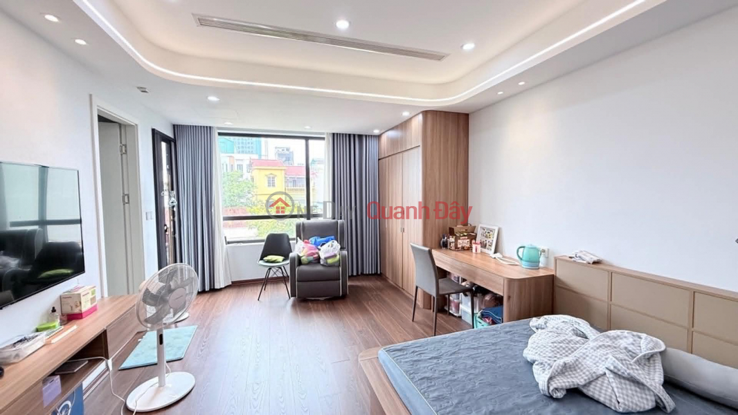 đ 19,5 tỷ nhà đẹp khu vực Bồ Đề, 80m x 6 tầng, mặt tiền 6m, gara 4 ôtô, full nội thất