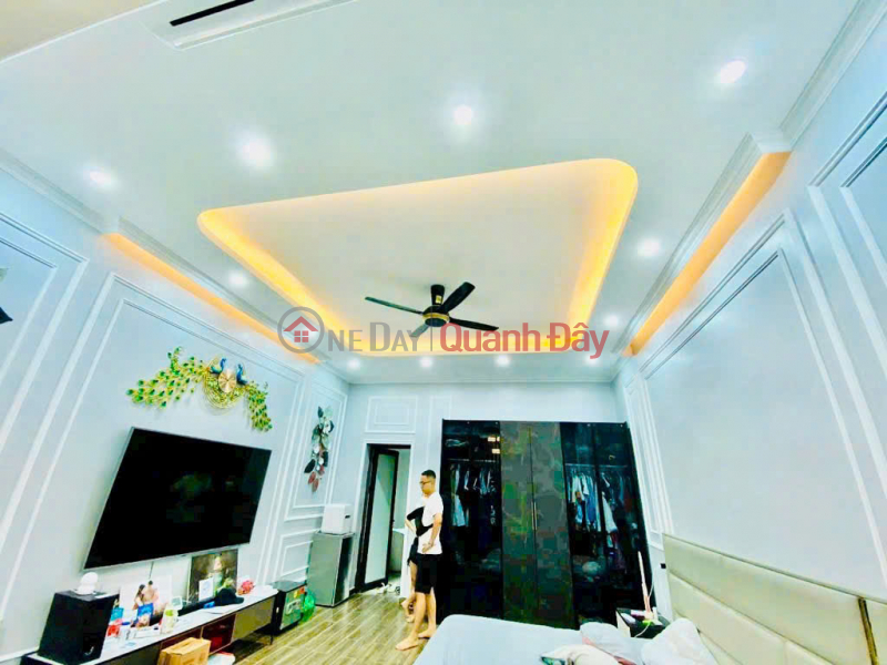 Property Search Vietnam | OneDay | Nhà ở Niêm yết bán | Nhà đẹp ở luôn ở La Thành, Đống Đa diện tích 52m2, 4 tầng, mặt tiền 4.8m, gara oto, Giá 18.5 Tỷ