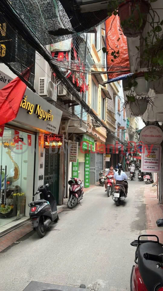 Owner selling a 5-story house on Van Chuong 1 alley - Dong Da district center - Good for business - High potential. Sales Listings