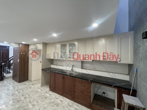 House for sale in Lang, Dong Da, car alley, 2 open spaces, 42m2, 5 floors, fully furnished, only 12.85 billion _0