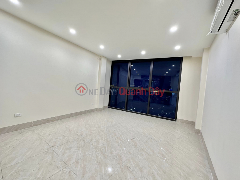 đ 15.9 Billion, HOUSE FOR SALE ON THANH XUAN STREET, 6 FLOORS, ELEVATOR, SIDEWALK, CAR ACCESS, SUITABLE FOR BUSINESS, ONLY 15.X BILLION VND