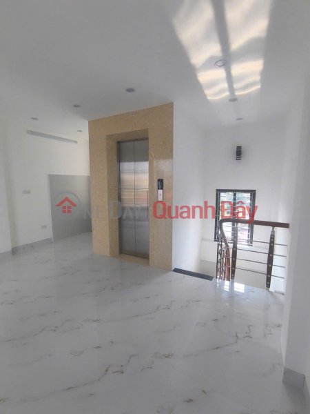 Corner lot, 6 floors, elevator, Hoang Hoa Tham, Ba Dinh, car access, business, 2 open spaces | Vietnam, Sales | đ 18 Billion