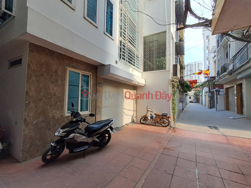 Super Product of 5-storey Residential House, Corner Lot, Car Parking at the Door at Xuan Dinh, Bac Tu Liem Sales Listings