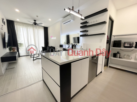 The owner needs to sell and transfer the 2-bedroom D'Lusso apartment with the best price in the market _0