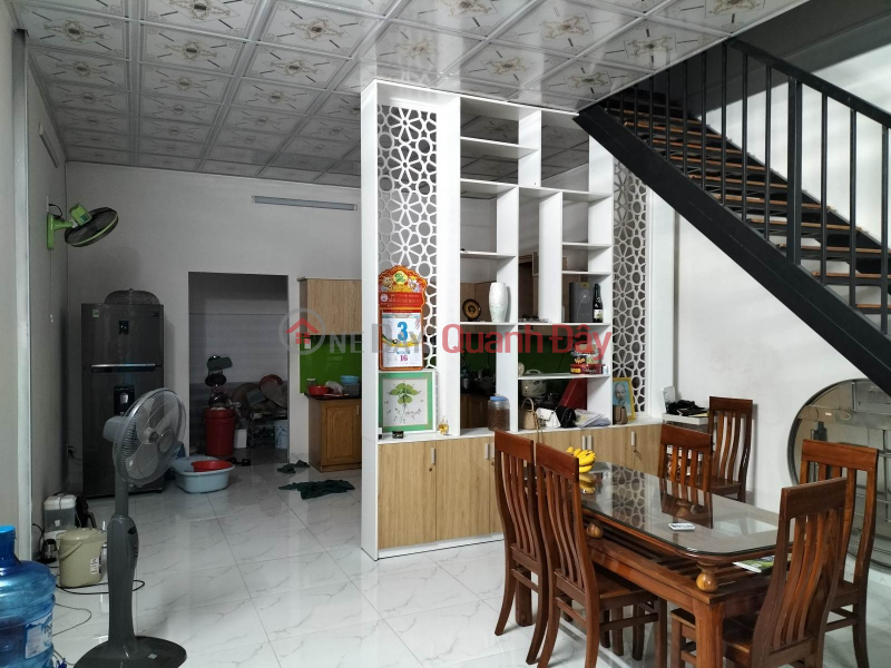 The house is near the bus station, 7.5m street frontage, Phuoc Ly area, Hoa Minh, only 2 billion X Sales Listings