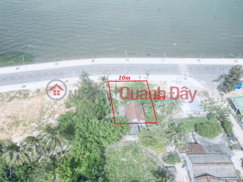 Land for sale in Duc Pho, front view of An Khe lagoon, 15m asphalt road, cheap price _0