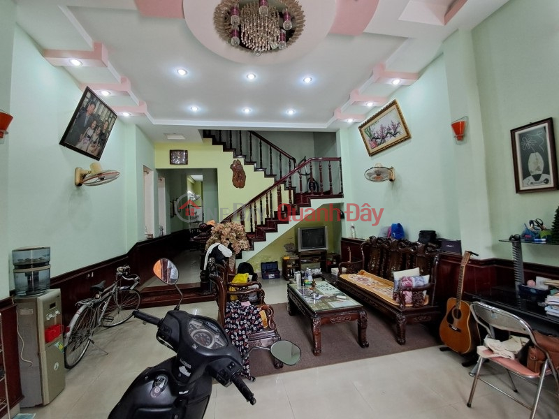 ► Bau Trang Frontage near Dien Bien Phu Tran Cao Van, 90m2, 2 floors, 3.xx billion Sales Listings