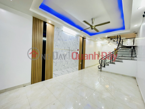 House for sale in lane 72 Lach Tray, very large private gate, 60m 3 floors PRICE 2.5 billion near the alley front _0