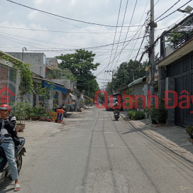 Street house 10m Tan Thoi Nhat 05, District 12, 66m2, 3 bedrooms, price 5 billion 5 TL. _0