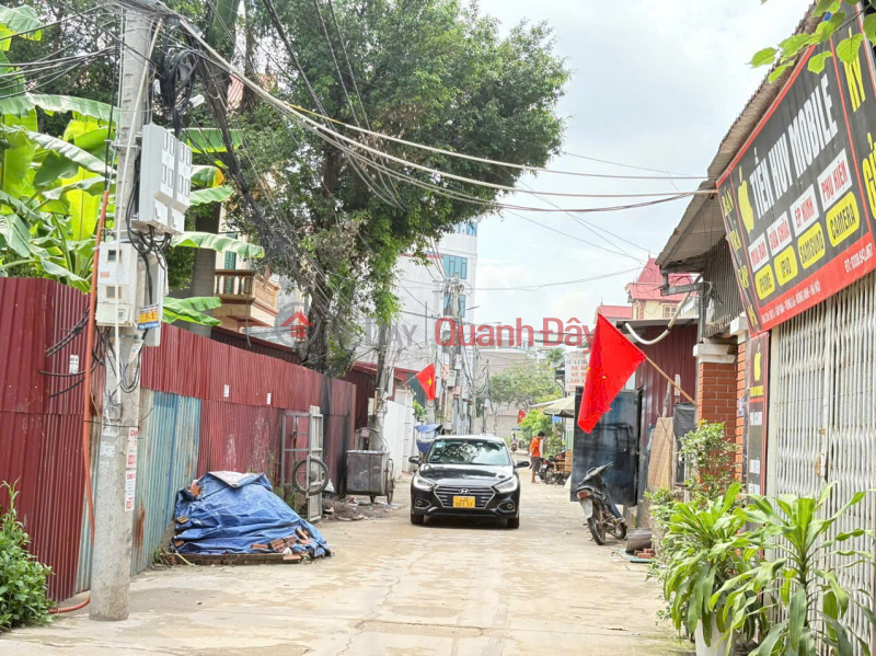 BÁN ĐẤT TẶNG NHÀ SẴN DÒNG TIỀN - Ô TÔ TRÁNH - ĐƯỜNG THÔNG RA KHU ĐẤU GIÁ | Việt Nam | Bán đ 5,2 tỷ