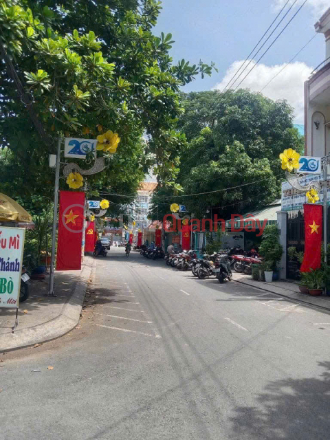 HẺM 276 TÂN HÒA ĐÔNG ,ĐƯỜNG 8M THÔNG _0