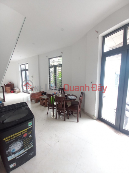 đ 5.1 Billion ► 6m Car Alley Nguyen Tat Thanh near Le Do, 65m2, 3 floors, beautiful, airy, 5.1 billion