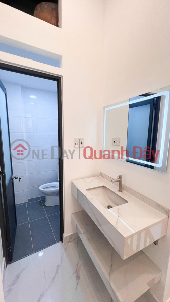 đ 12 Million/ month, House for Rent in Nguyen Trai Alley, District 5 - Prime Location!