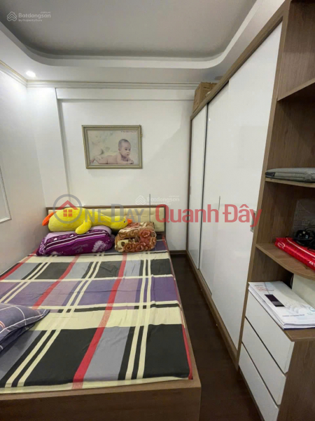 Bán căn hộ chung cư tầng cao, view đẹp, full đồ Việt Nam, Bán | đ 1,9 tỷ