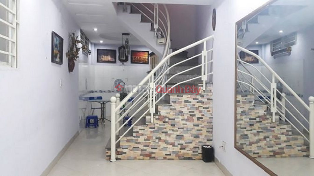 Selling a beautiful 4-storey frame house, Mb 35 m2, at lane 80 Kham Thien, reasonable price Sales Listings