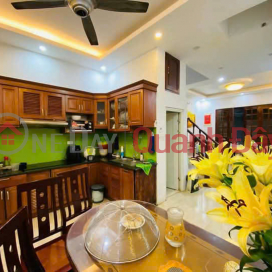 Owner for sale 30m² 5 floors, 3 bedrooms, 3 bathrooms, Alley 362 Nam Du, Linh Nam, 5.8 billion, red book ready for immediate transaction _0