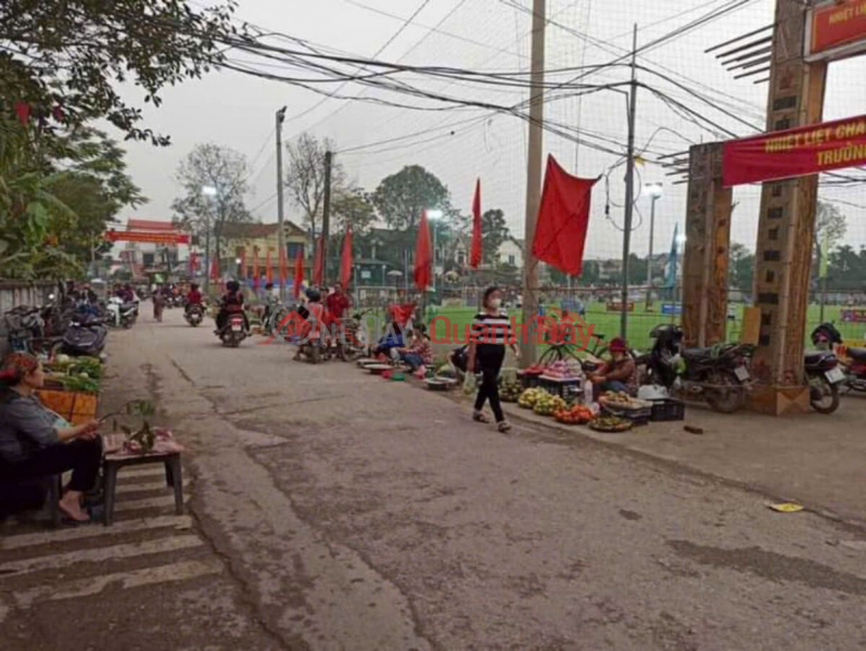 | Please Select | Residential | Sales Listings | đ 10 Million