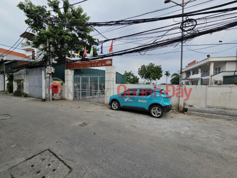 Bán nhà C4 Ngọc Thuỵ 35m lô góc oto qua nhà chỉ 4 tỷ hơn xíu. LH 0936123469 _0