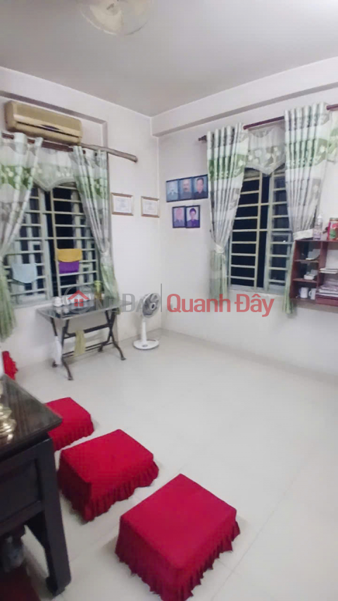 Selling private house 8*15 3 floors 4 bedrooms Phu Dinh ward 16 district 8 price only 4.8 billion _0